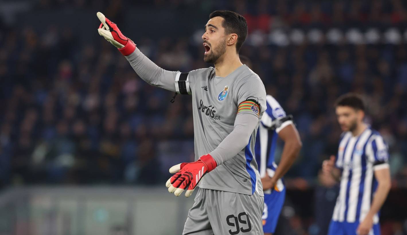 刻苦地训练 刻苦地训练