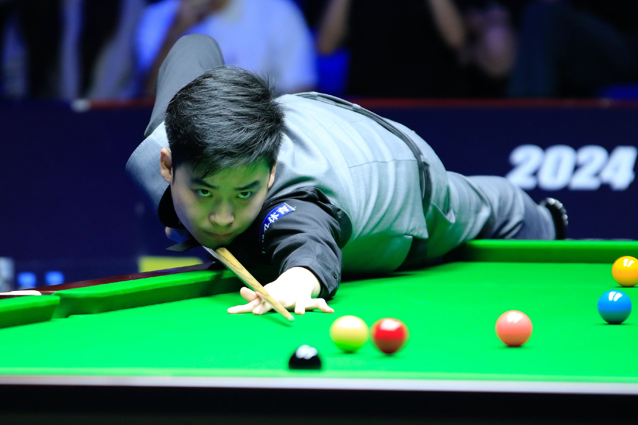 新生代的成 新生代的成