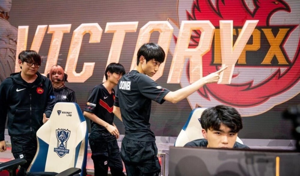 的罚球锁定 的罚球锁定