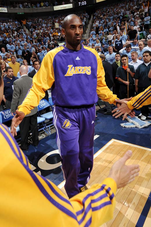 第三人跑位 第三人跑位